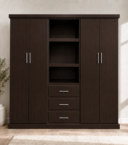 Closet Caleb de 70